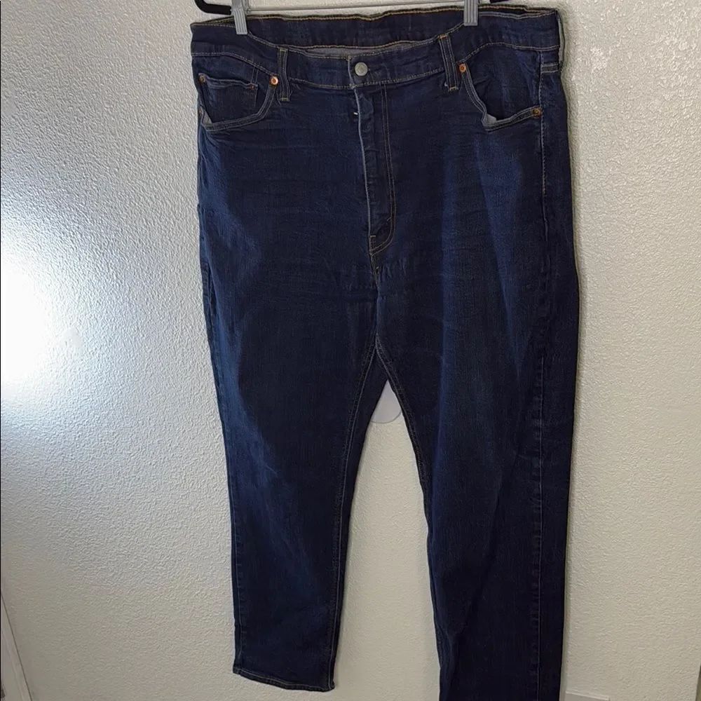 Levi's Relaxed Blue Jeans with Classic Style- 42x32